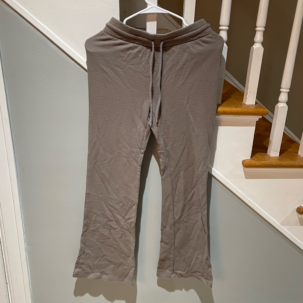 Aritzia Sunday Best Taupe Cropped Flare Waffle Pants